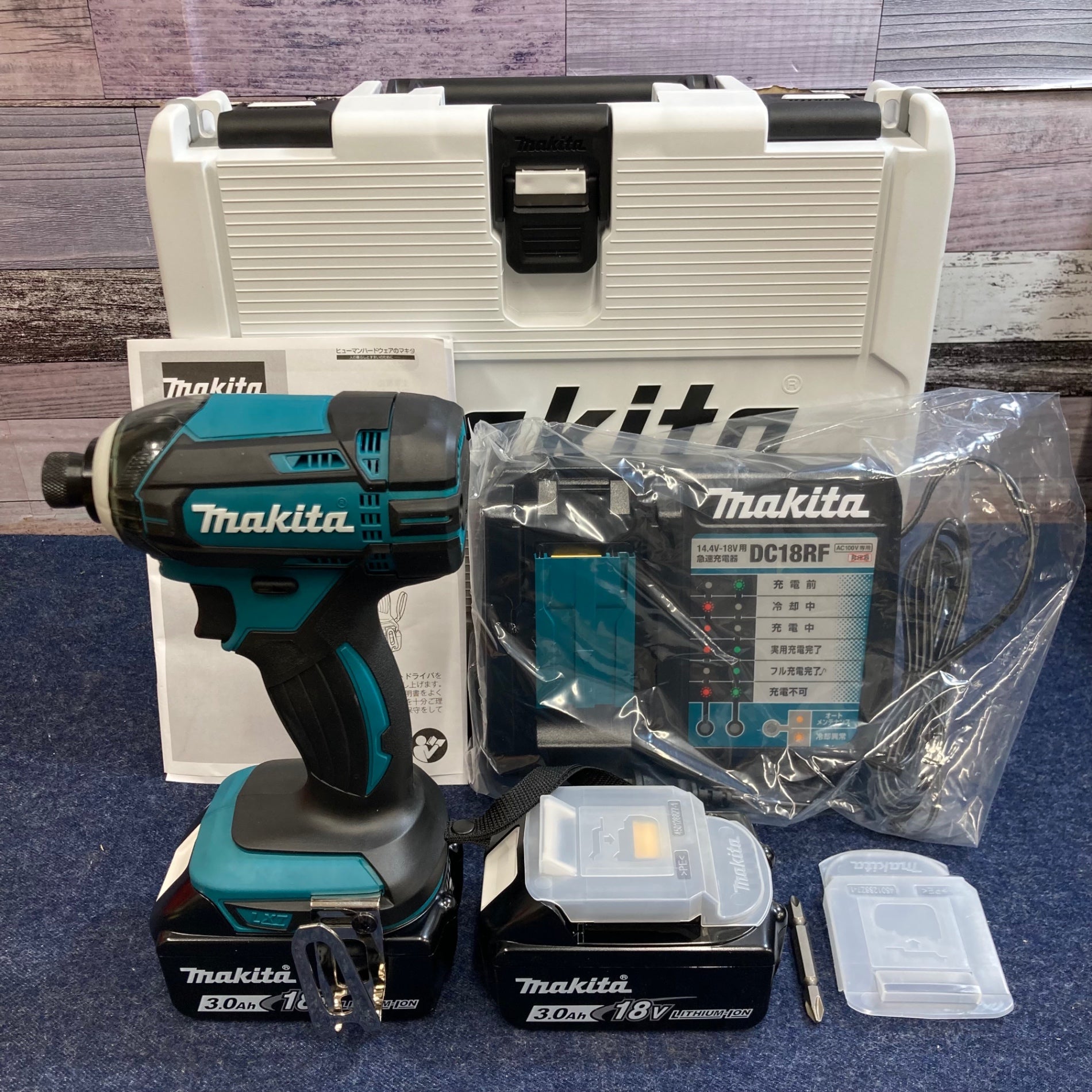 ★マキタ(makita) コードレスインパクトドライバー TD149DRFX【八潮店】