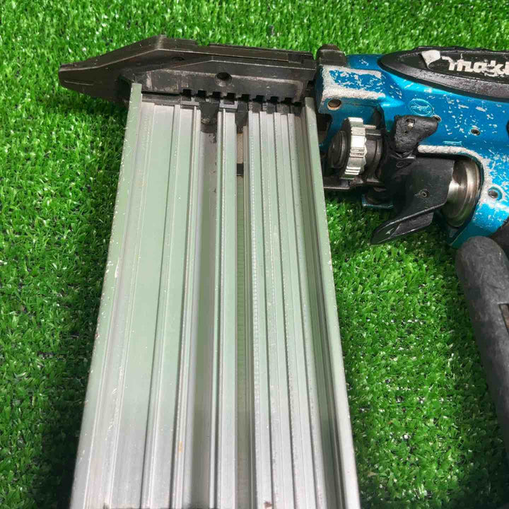 ◇マキタ(makita) 高圧フィニッシュネイラ AF551HM【藤沢店】