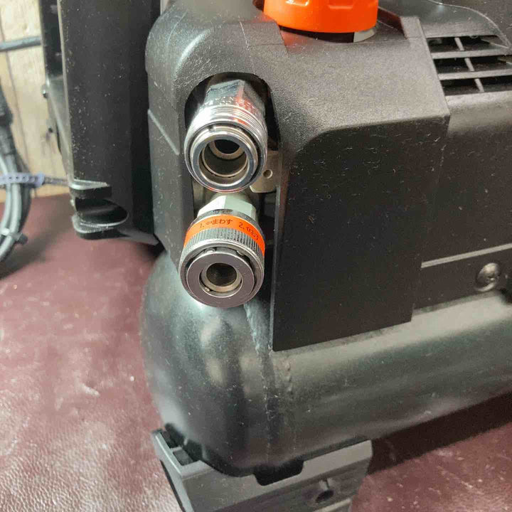 【中古品】★マックス(MAX) エアコンプレッサー AK-HH1310E_ブラック【東大和店】