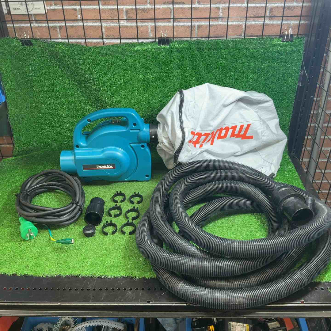 【中古品】 マキタ (makita) 小型集じん機 乾式 450(P) 【藤沢店】