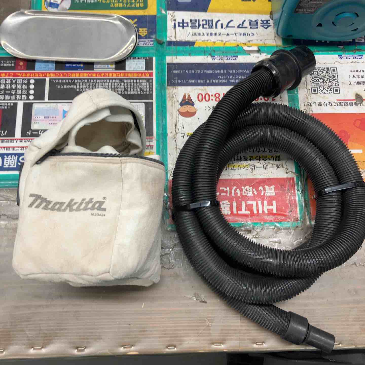 ☆マキタ(makita) 18Vコードレス集じん機 VC350DZ 本体+集じん袋+