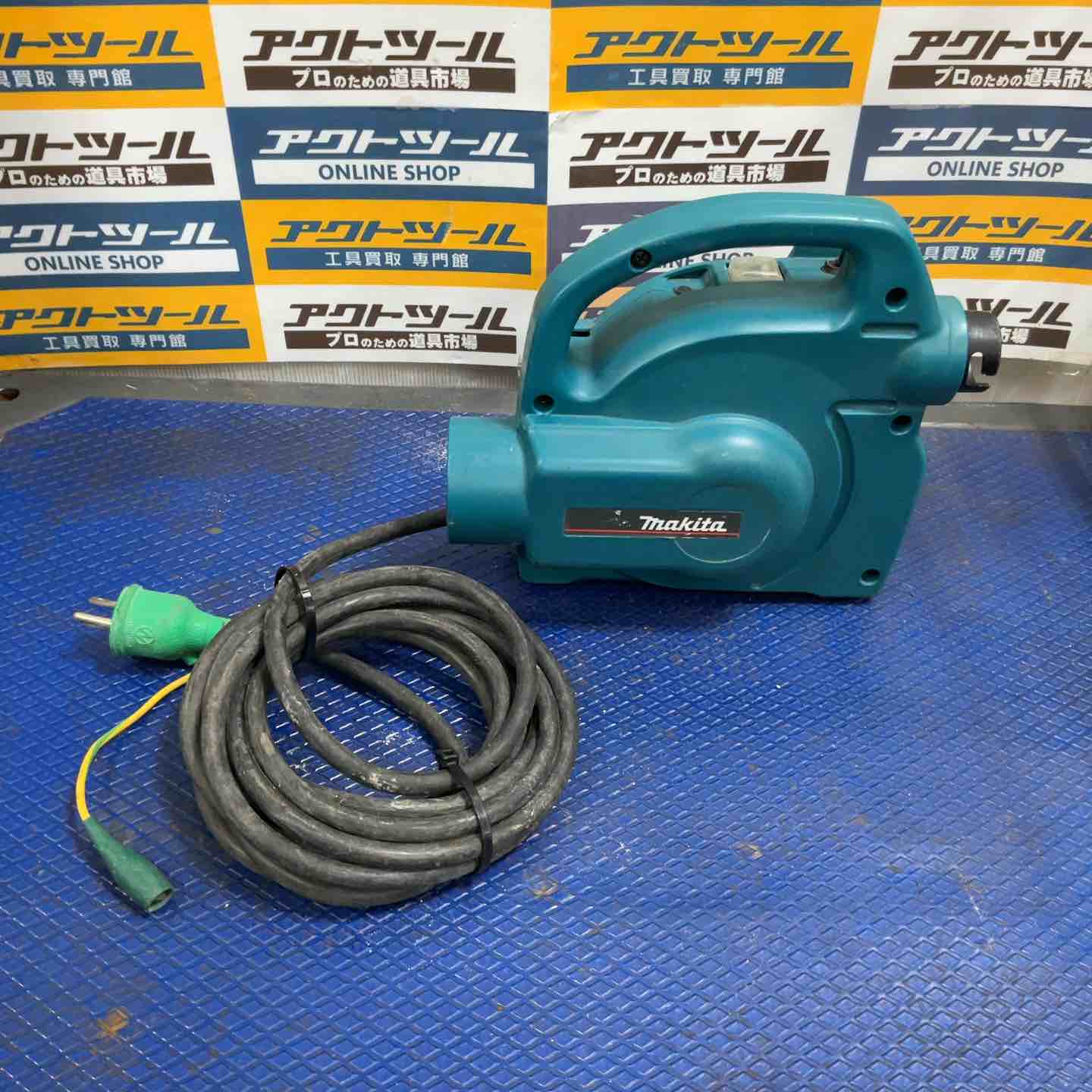 ★マキタ(makita) 小型集じん機 乾式 450(P)【草加店】 ☆マキタ(makita) 小型集じん機 乾式 450(P)【草加店】 – アクトツール