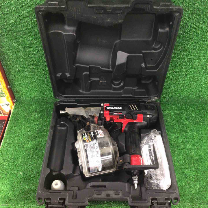 ★マキタ(makita) 高圧エア釘打ち機 AN636H【川崎店】