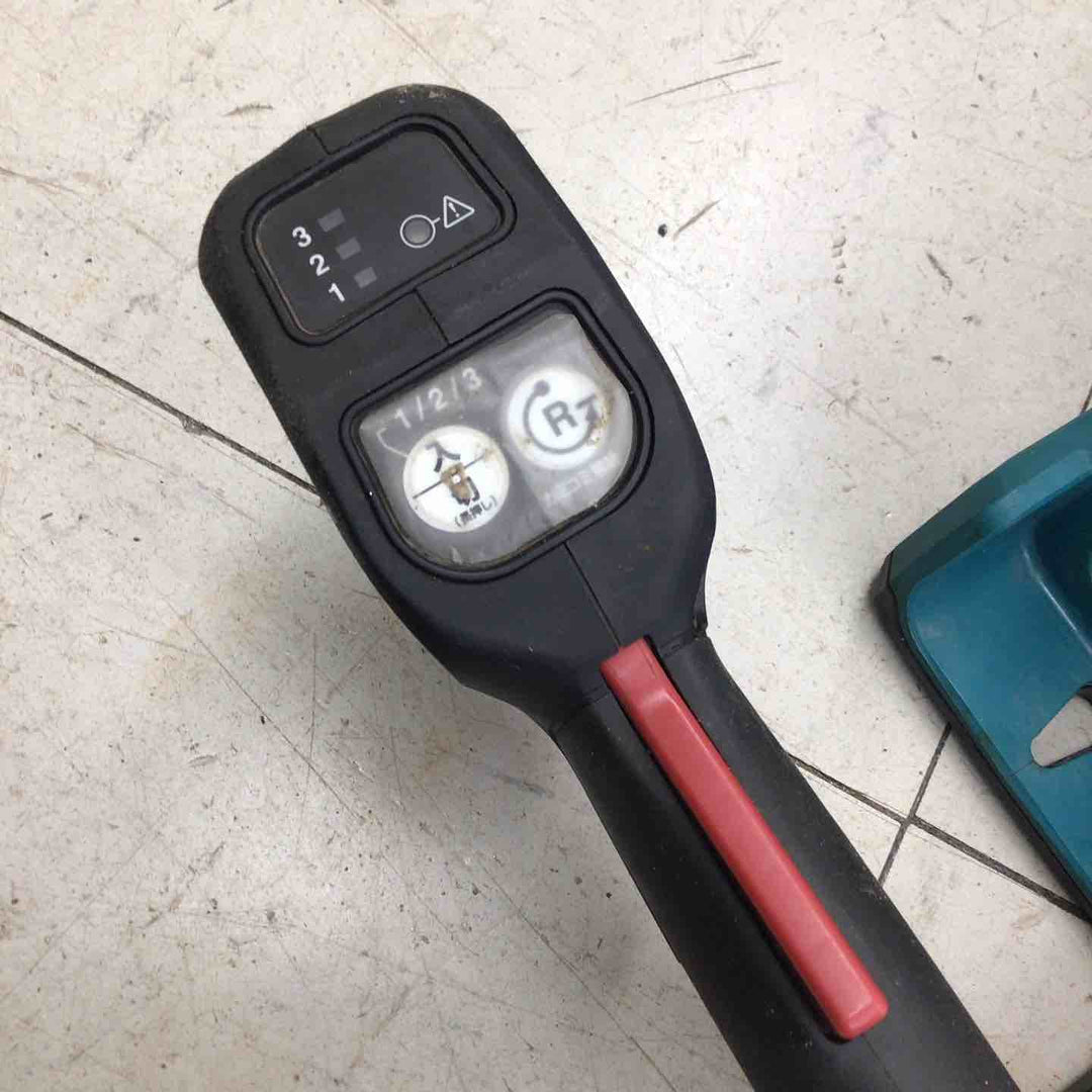 【中古品】 マキタ/makita コードレスヘッジトリマ 本体のみ MUH011GZ 【鴻巣店】