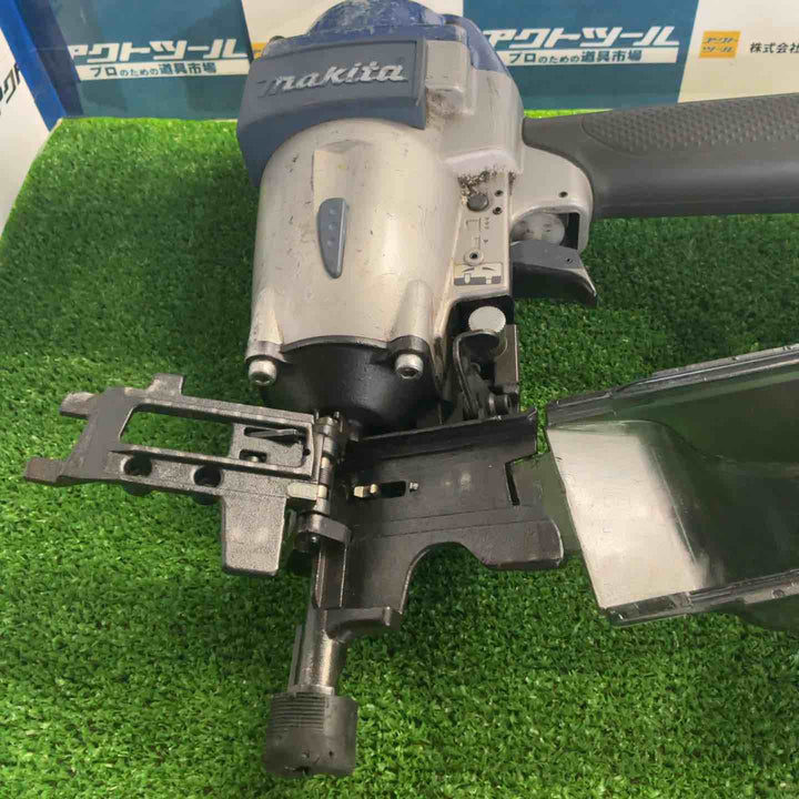 ☆マキタ(makita) 常圧エア釘打ち機 AN552【草加店】