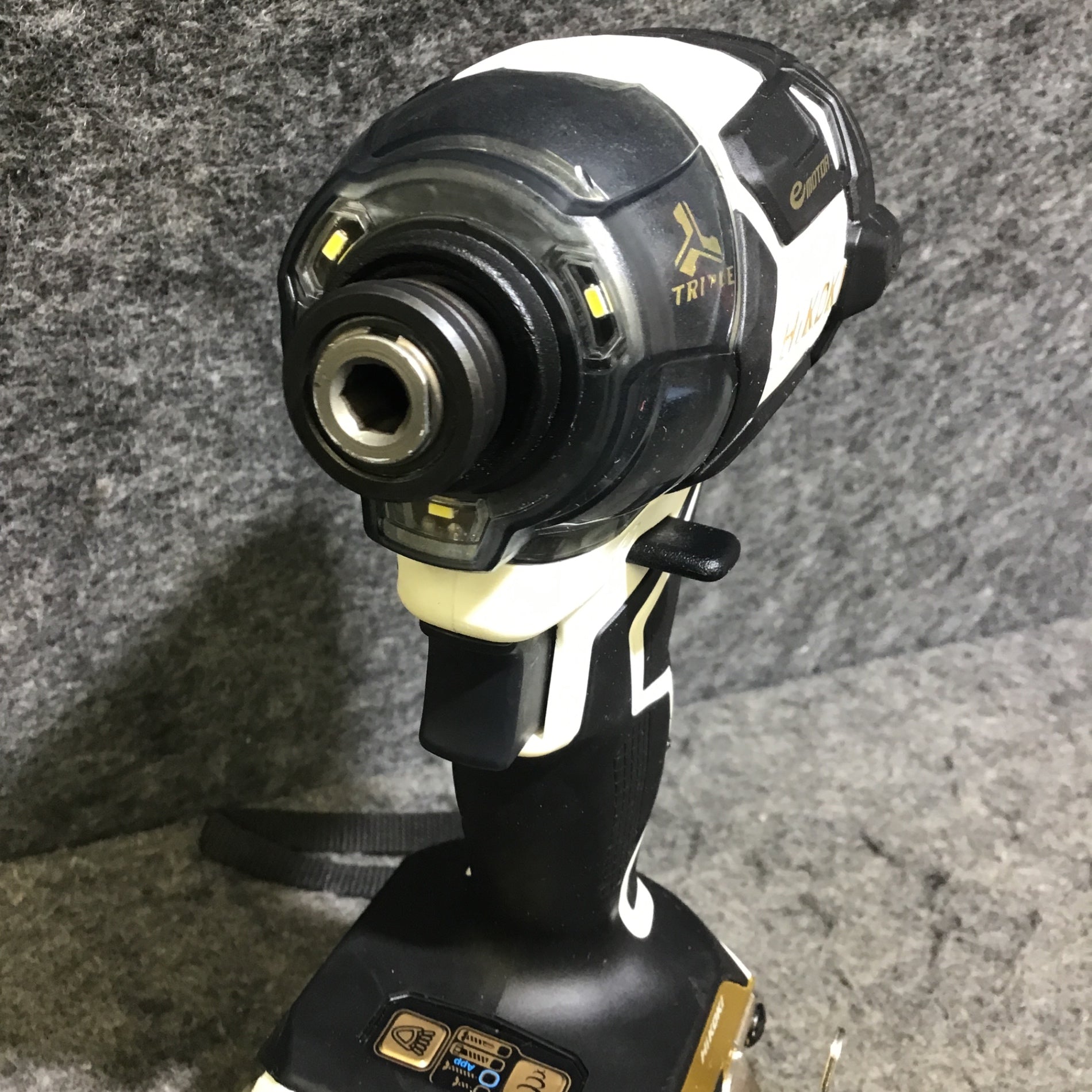 中古品・マルチボルトバッテリー1個付き！】ハイコーキ(HIKOKI ※旧