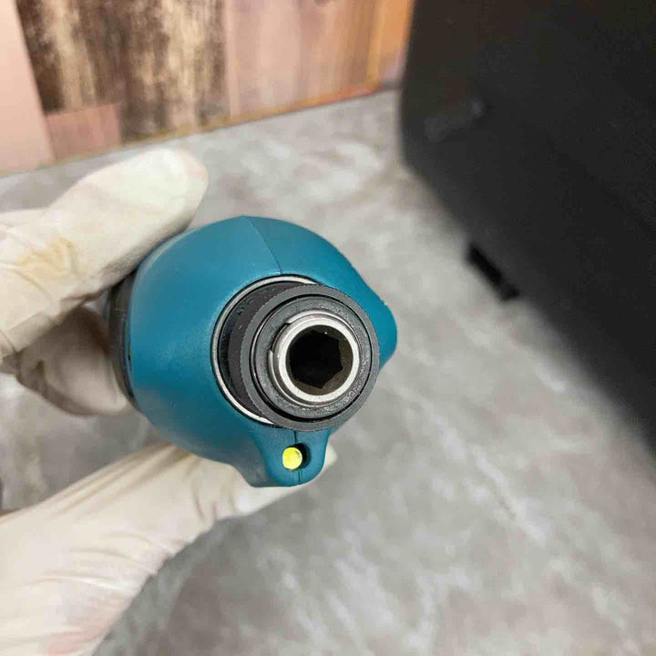 ☆マキタ(makita) コードレスペンインパクトドライバ TD021DSHSP【八潮店】