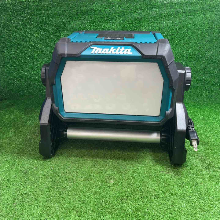 ★マキタ(makita) コードレススタンドライト ML809【藤沢店】