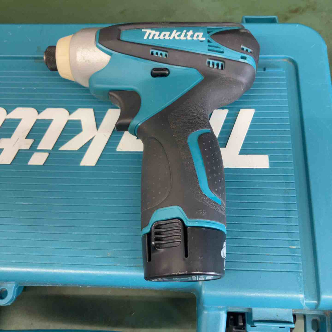 ☆マキタ(makita) 10.8V コードレスインパクトドライバー TD090DWX バッテリー2個付属【戸田店】