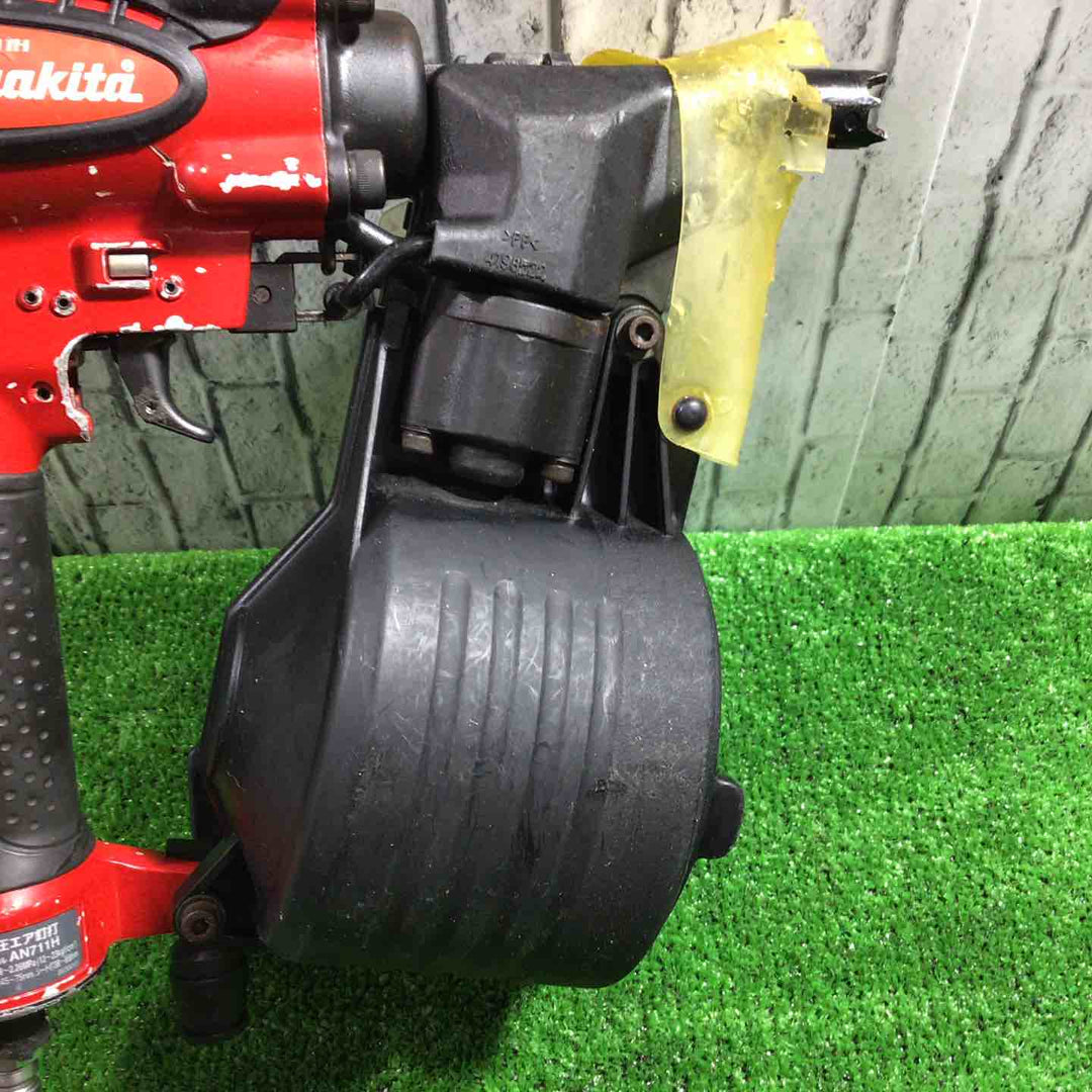 ★マキタ(makita) 高圧エア釘打ち機 AN711H【川口店】