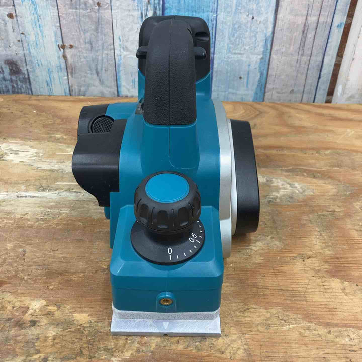 ★マキタ(makita) 18Vコードレスカンナ KP180DZ 本体のみ【柏店】
