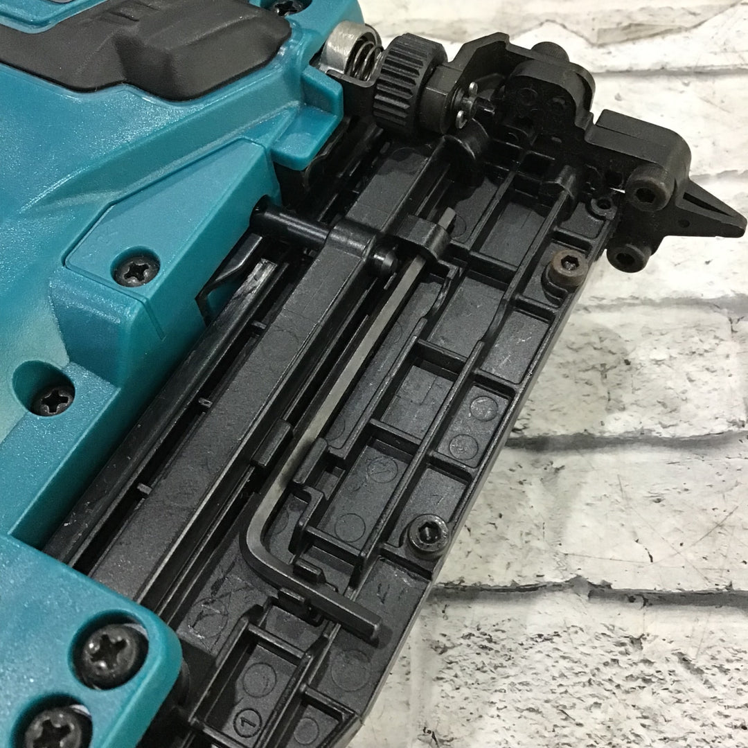 ★マキタ(makita) コードレスピンネイラ PT354DZK【川口店】
