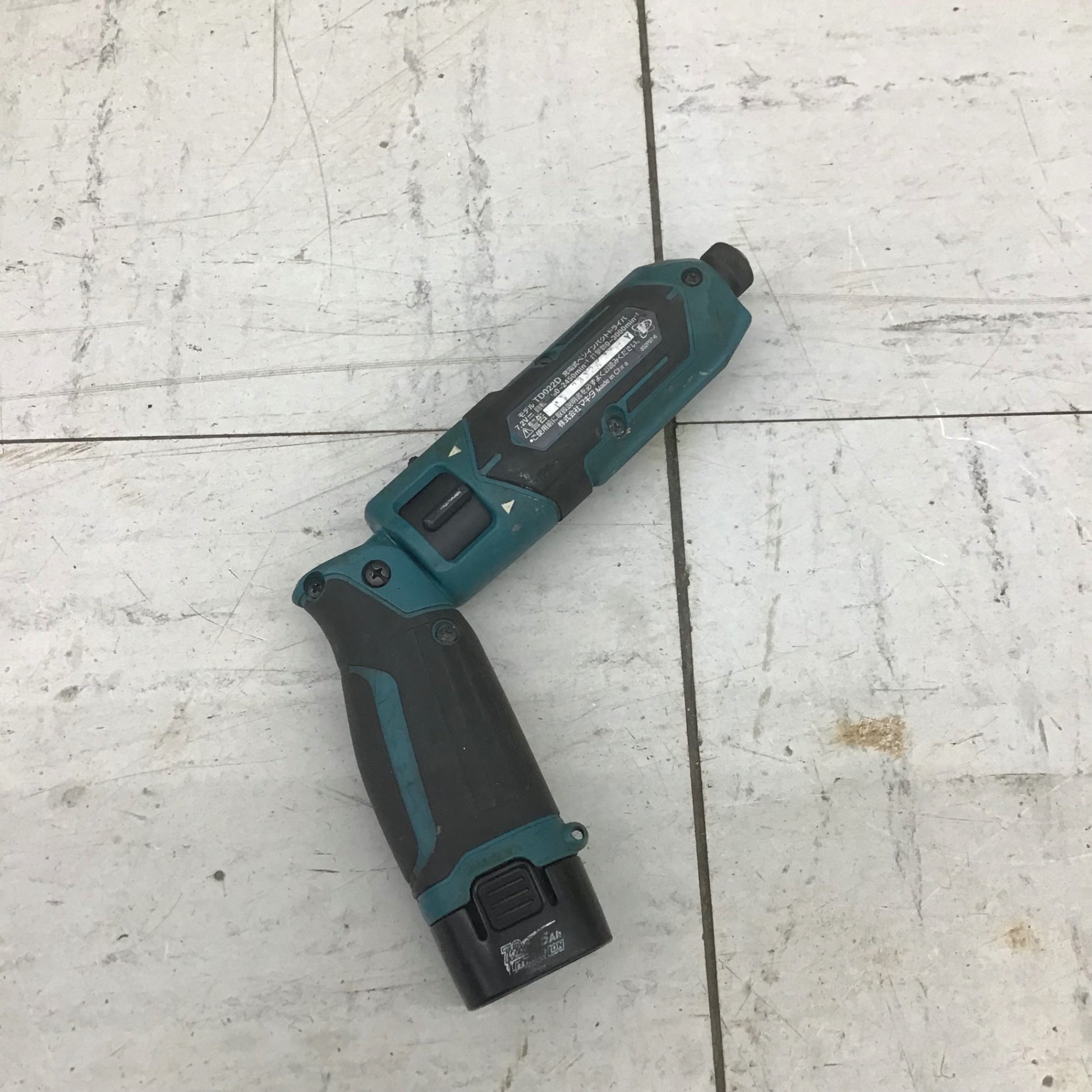 マキタTD022DSHXB 中古品　❻ 中古品】 マキタ/makita コードレスペンインパクトドライバー