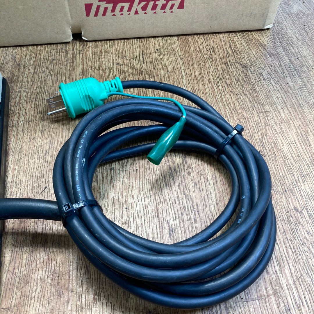 【中古品/店頭受取り限定】☆マキタ(makita) 集じん機 411(P)【岩槻店】