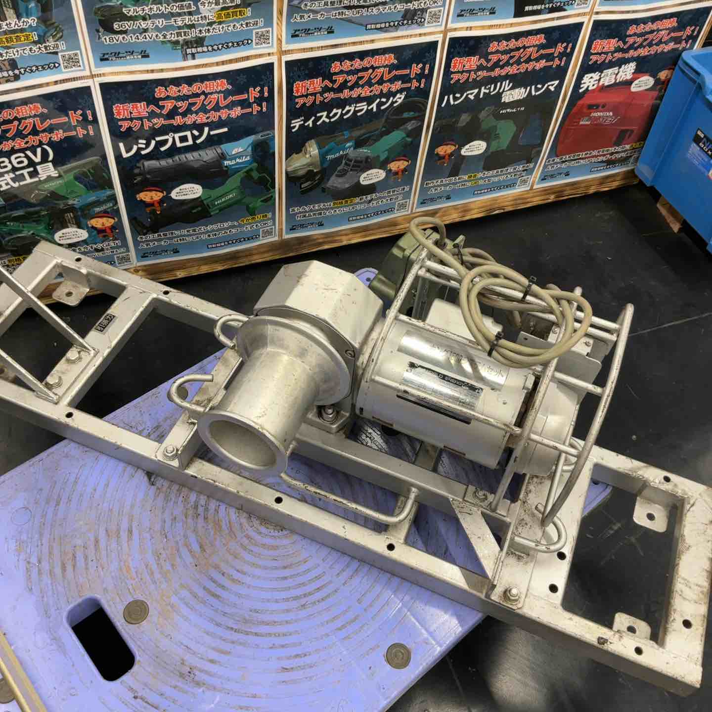 【中古】デンサン DENSAN DP-015B 電線入線機 キングプーラー 引張力1500㎏【ハンズクラフト佐賀】 〇【引取限定】デンサン DENSAN DP-015B 電線入線機 キングプーラー