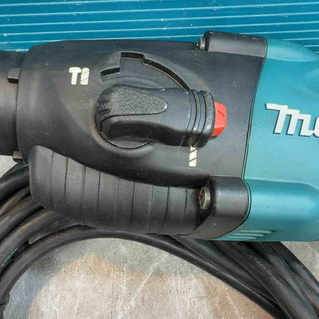 ★マキタ(makita) ハンマドリル HR1830F【八潮店】