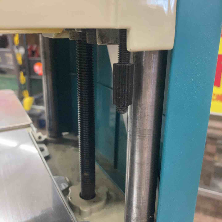 【店頭受取り限定/動作良好】☆マキタ(makita) 自動カンナ 2012NB【所沢店】