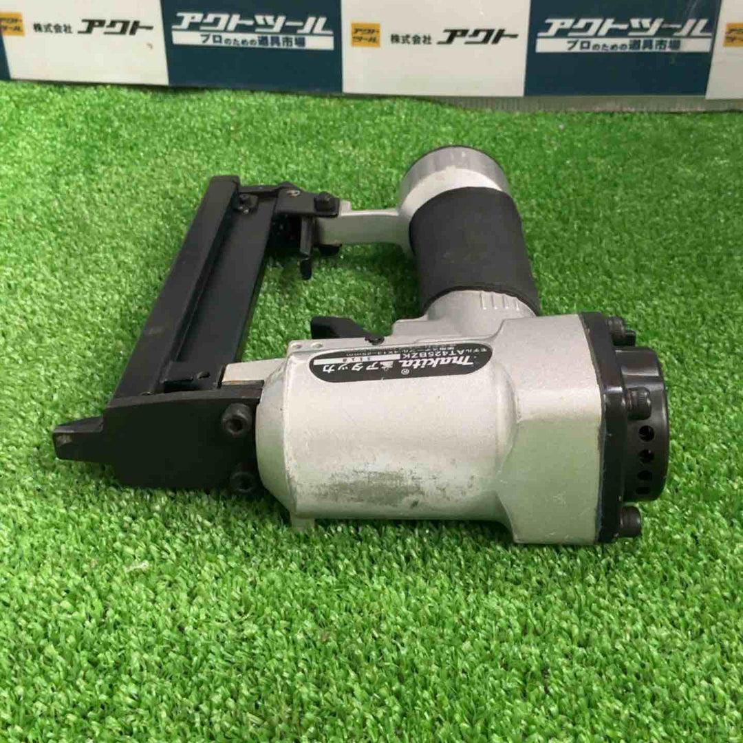 ★マキタ(makita) 常圧エアタッカ AT425BZK【草加店】