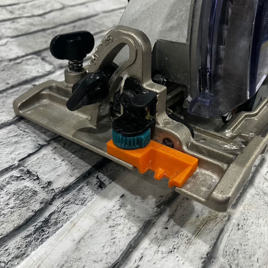 ★マキタ(makita) 125mm防じん丸のこ KS5205FX 左勝手 【川口店】