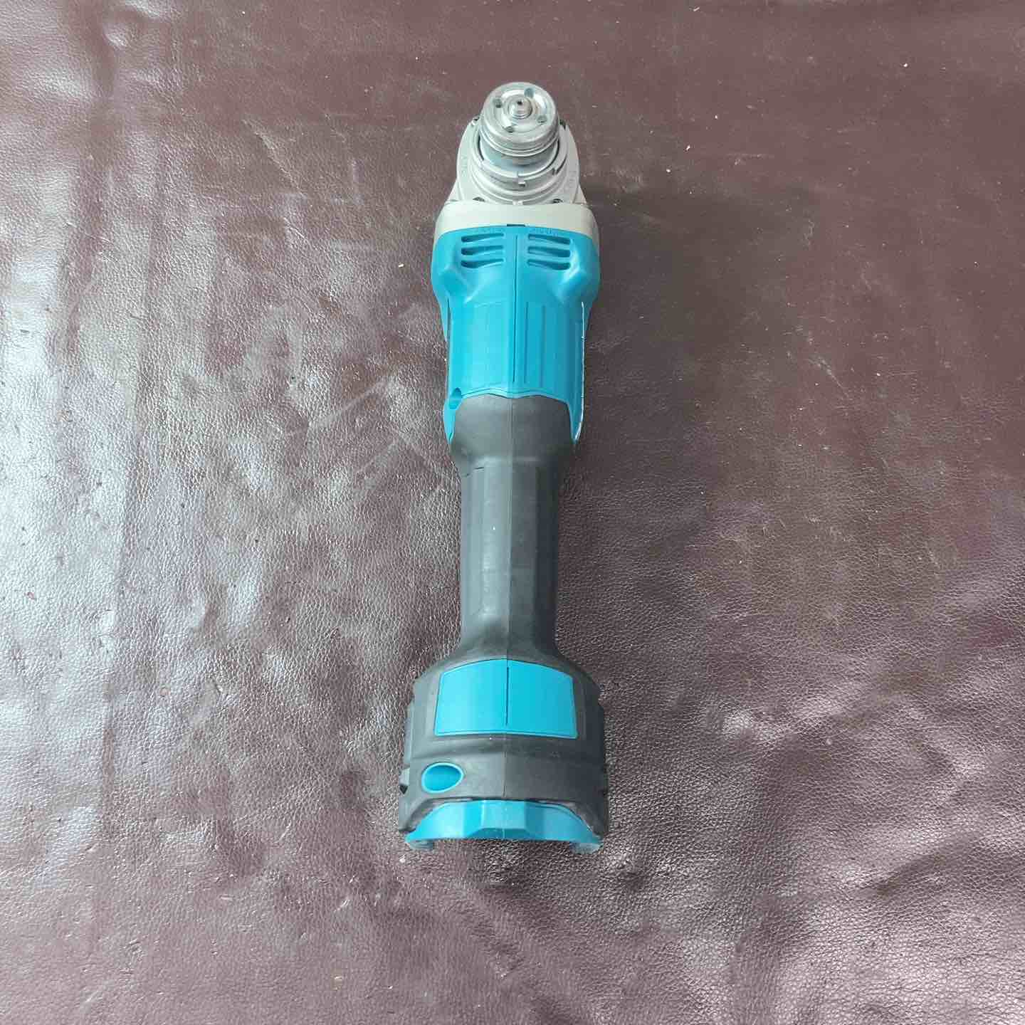 【中古品】マキタ(makita) 100mmコードレスディスクグラインダ GA404DZN (GA404DN)【東大和店】 中古品】マキタ(makita) 100mmコードレスディスクグラインダ GA404DZN