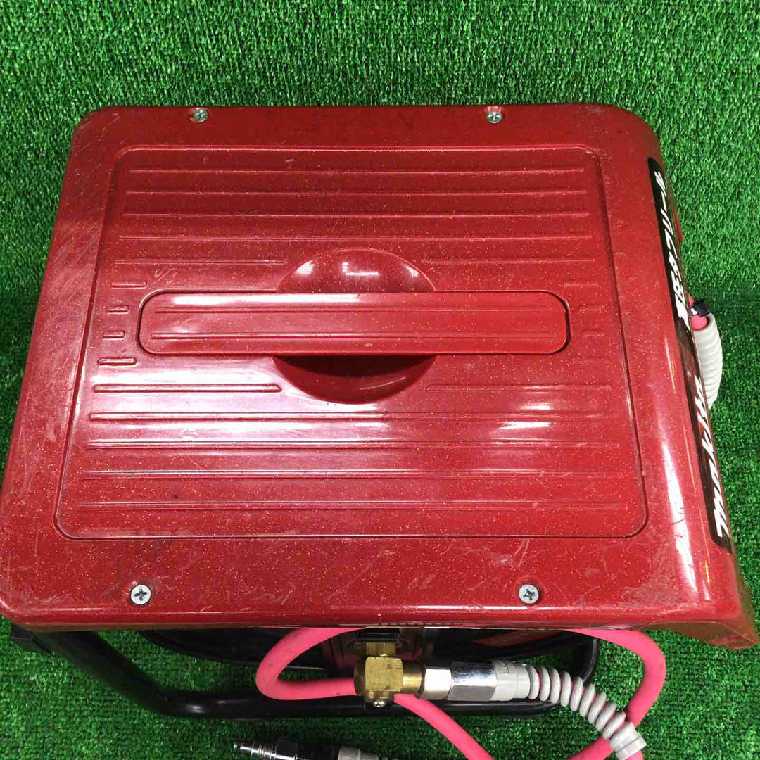 makita 高圧タフリール 型番不明