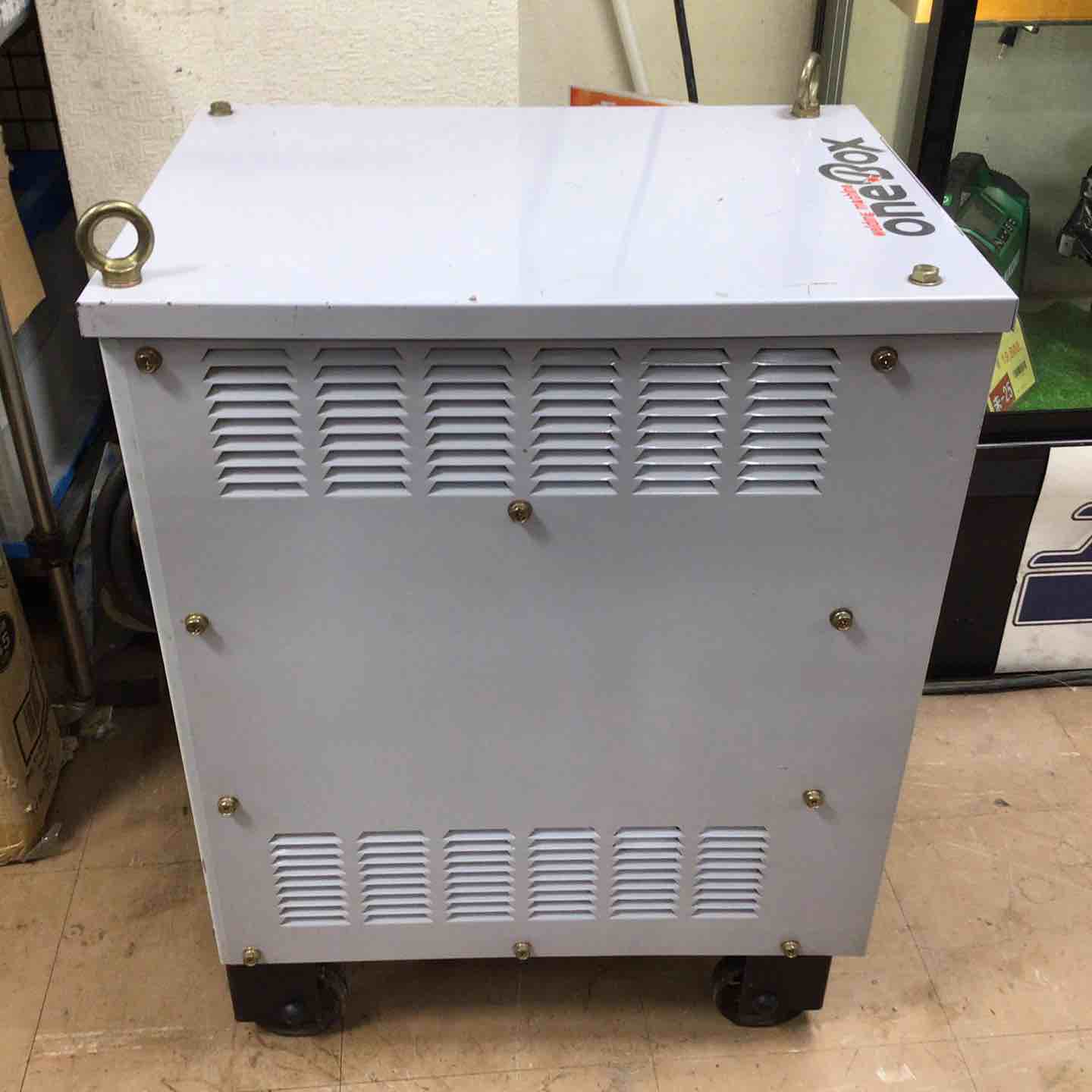 ナショナル YC-300TWS-3 溶接機【野田愛宕店】【店頭取引限定】【中古】ITV9G6S0FM96 ナショナル 50000-441 TIG溶接機 YC-300TR6 付属品一式 インバータ制御
