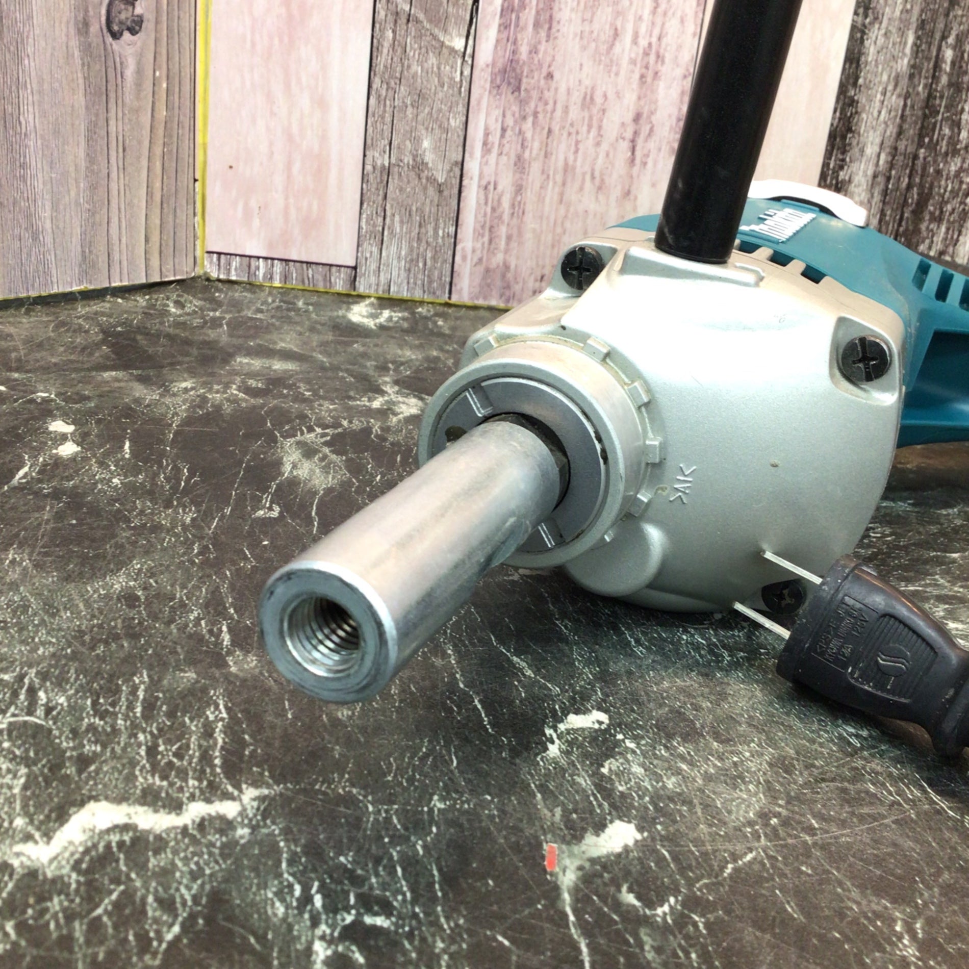 ☆マキタ(makita) コンクリートかくはん機 UT1305【八潮店】 – アクト