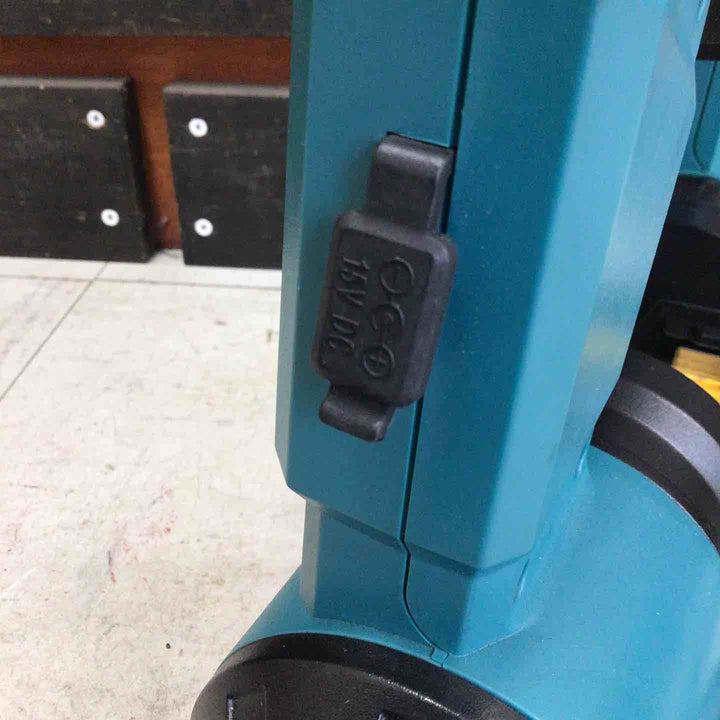 【中古品】 マキタ/makita コードレスファン CF201DZ 【鴻巣店】