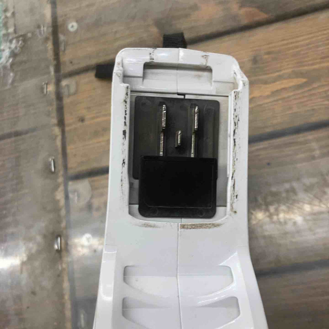 ☆マキタ(makita) コードレスクリーナー CL107FDSHW　10.8V対応【戸田店】