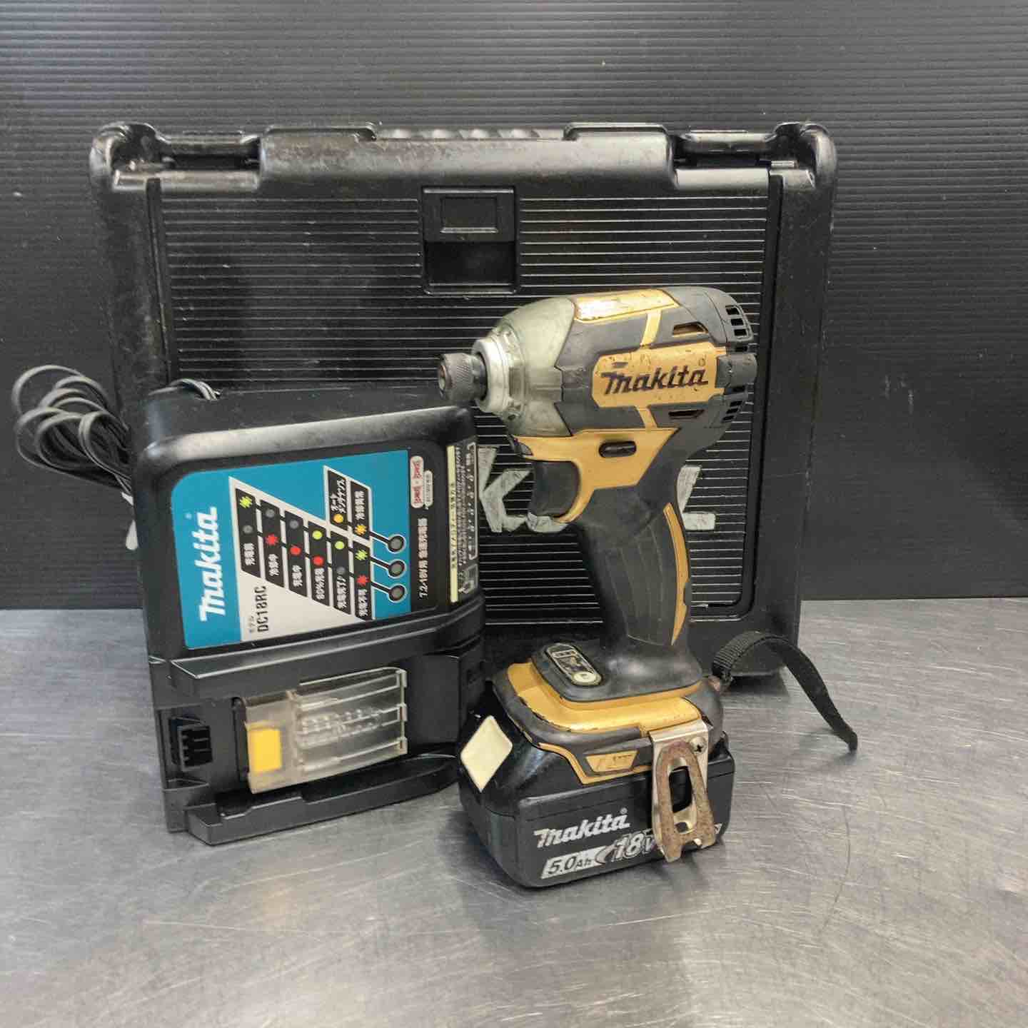 マキタ makita TD138DRFXW 充電式インパクトドライバー【野田愛宕店