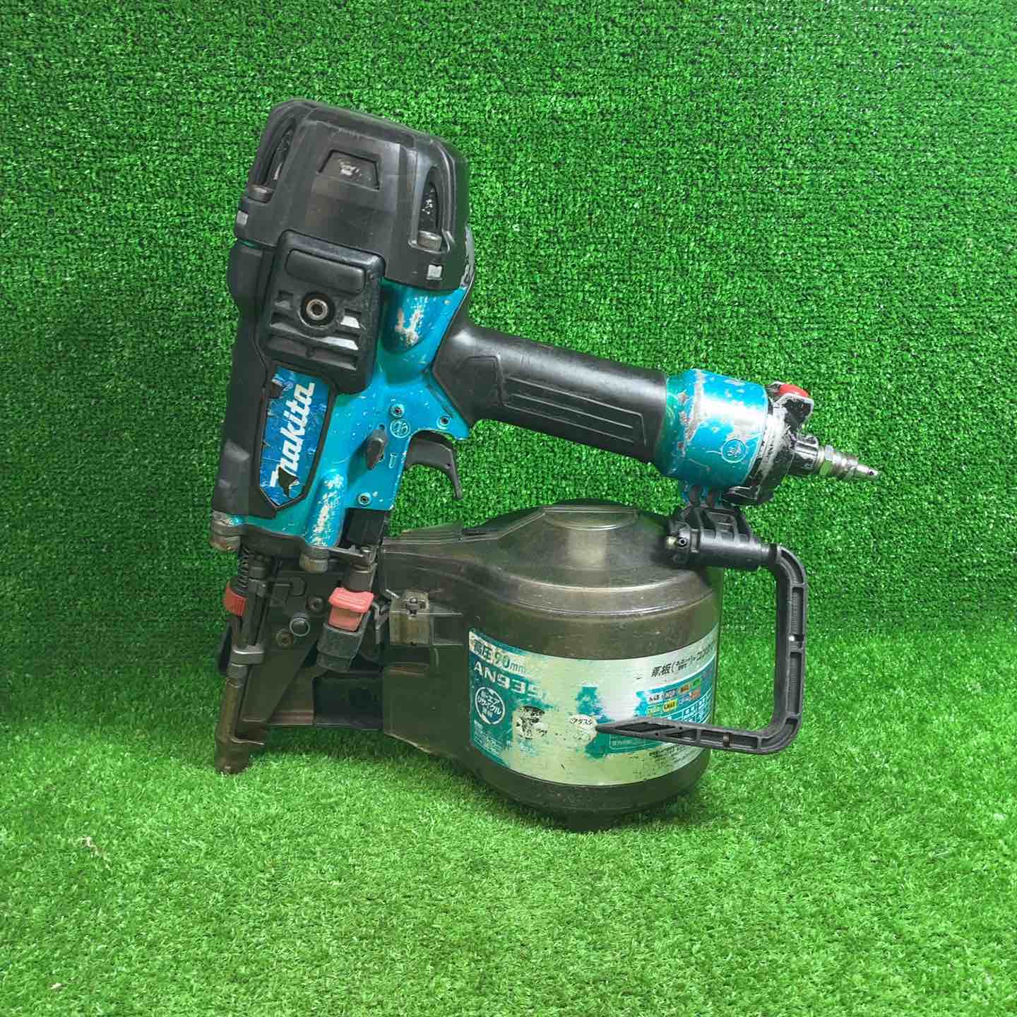 マキタ(makita) 高圧エア釘打ち機 AN935HM【藤沢店】 中古品】 マキタ(makita) 高圧エア釘打ち機 AN935HM 【藤沢店