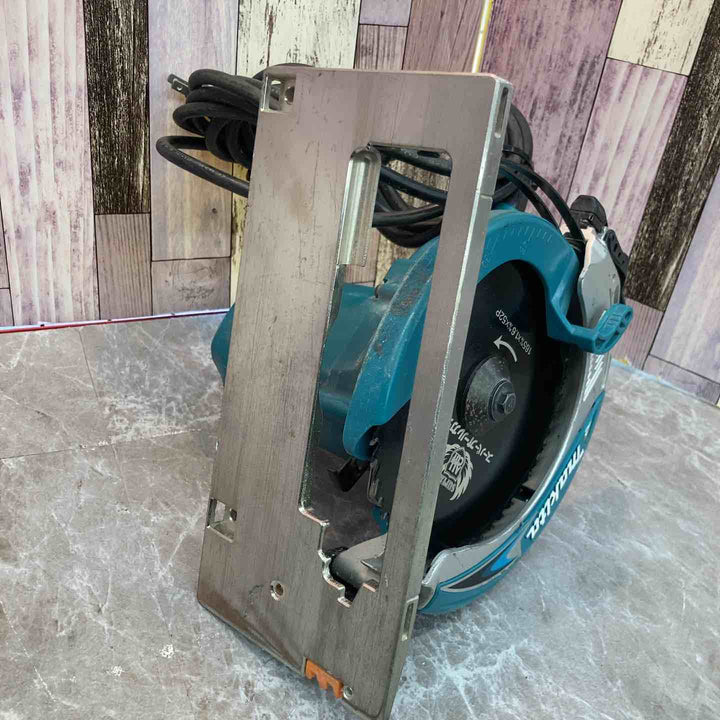★マキタ(makita) 電気マルノコ 5637BA【八潮店】