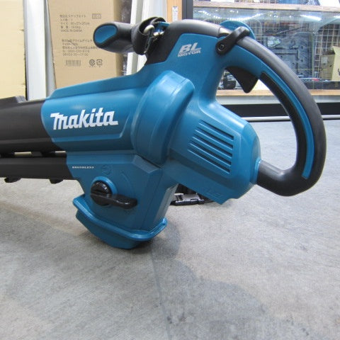 美品! マキタ(makita) コードレスブロワ集じん機 MUB187DSF【川崎店】