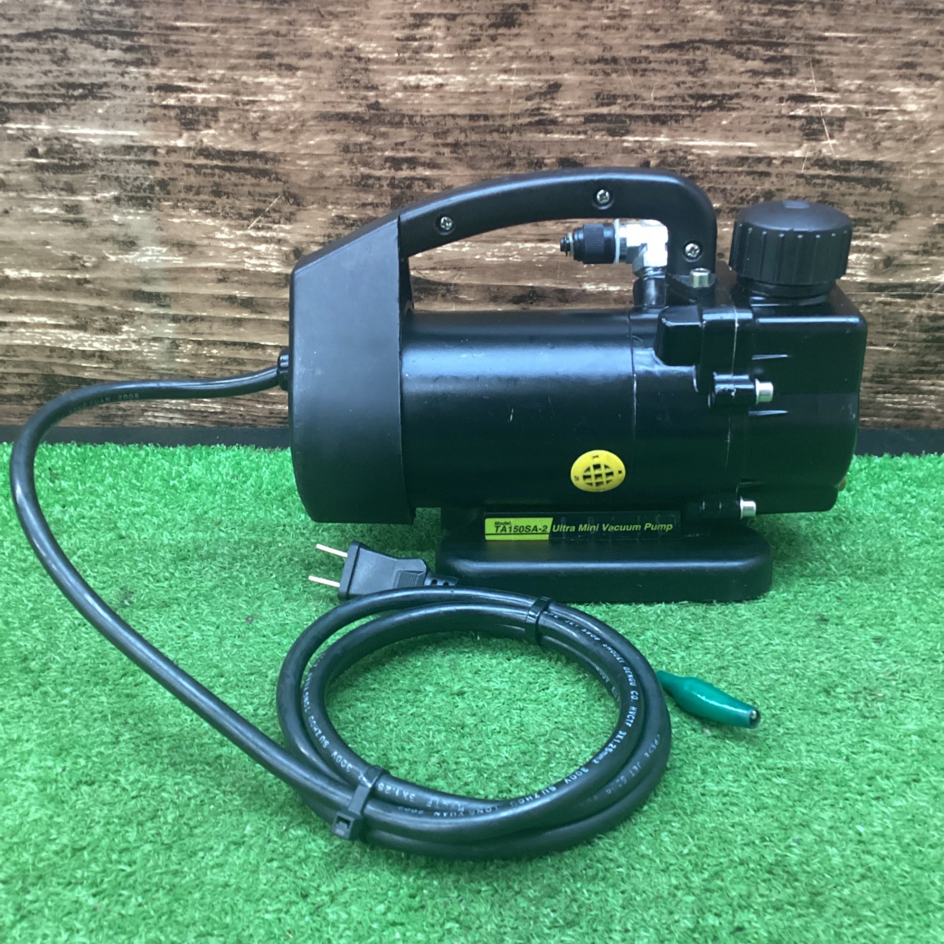 中古品・ゲージ、ホースおまけ！】 タスコ TASCO シングルステージ真空ポンプ TA150SA-2 【川越店】 – アクトツールオンラインショップ