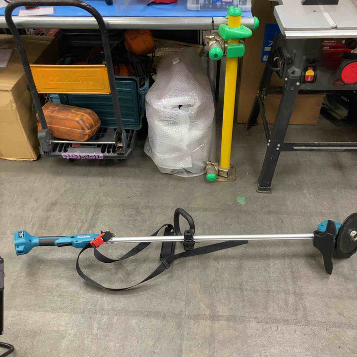 【店頭受取り限定】◇マキタ(makita) コードレス刈払機 MUR194DZ ループハンドル【川崎店】