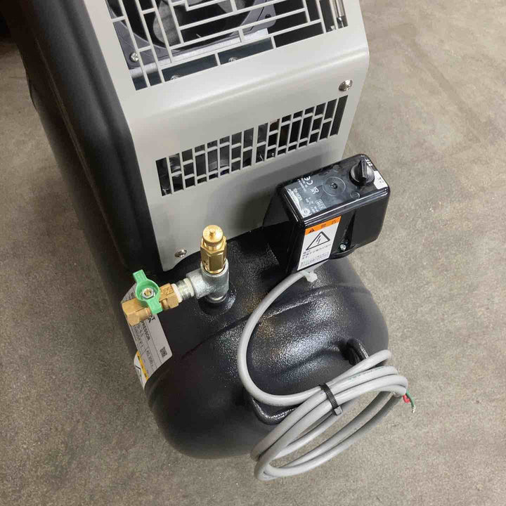 【店頭受取り限定】アネスト岩田 コンプレッサー EFBS07-9.5【川崎店】