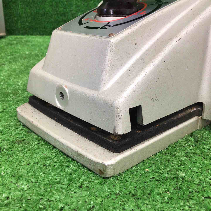 【現状品】 マキタ/makita 2スピード電気カンナ 1804N 【鴻巣店】