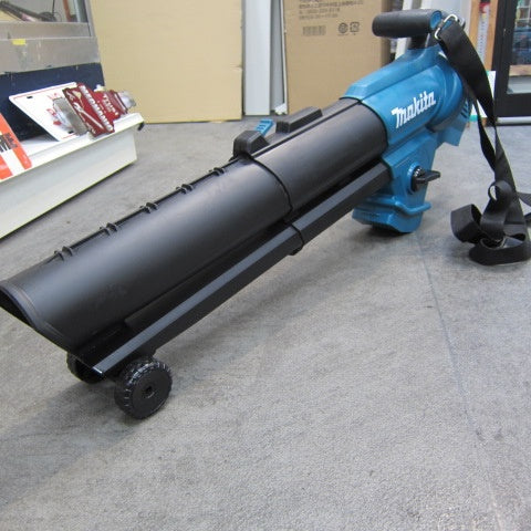 美品! マキタ(makita) コードレスブロワ集じん機 MUB187DSF【川崎店】