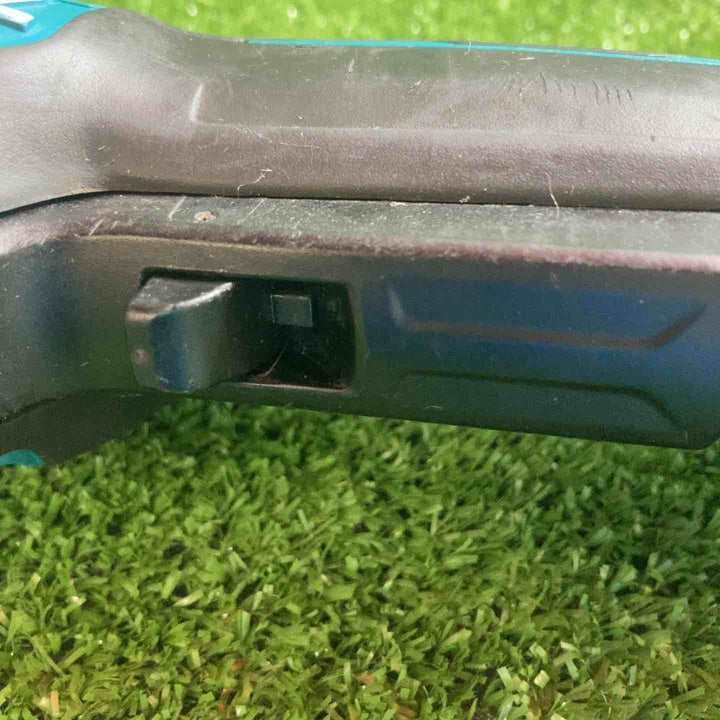 マキタ(makita) 100mmコードレスディスクグラインダ GA418DZ【川崎店】