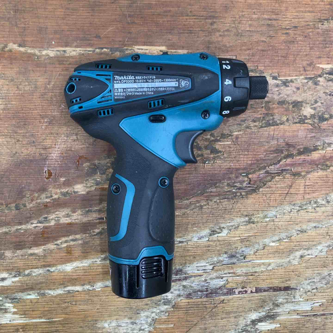 ☆マキタ(makita) コードレスドリルドライバー DF030DWX【柏店】