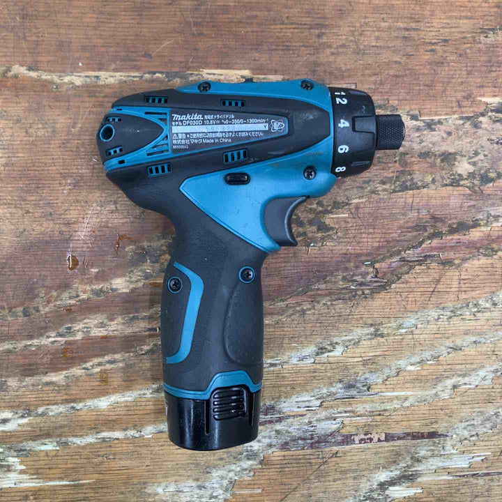 ☆マキタ(makita) コードレスドリルドライバー DF030DWX【柏店】