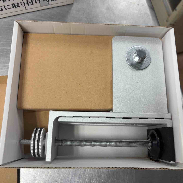 ◇タジマ(Tajima) レーザークランプ LA-CLP レーザー墨出し器固定具【草加店】