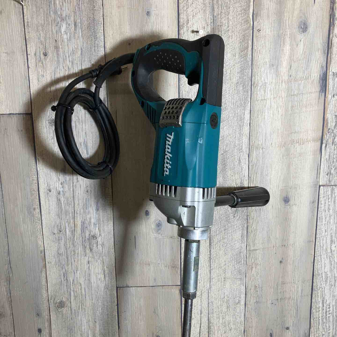 ☆マキタ(makita) コンクリートかくはん機 UT1305 羽根に落としきれない汚れあり【戸田店】