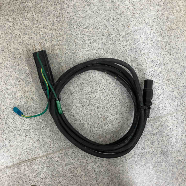 【店頭受取り限定】◇マキタ(makita) コードレスエリアライト(本体のみ)ML810【八潮店】