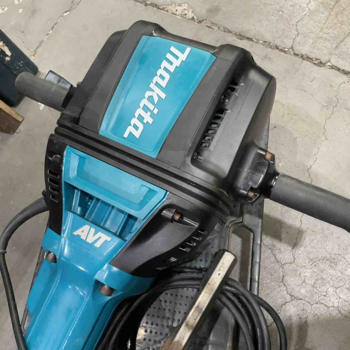【店頭受取り限定】★マキタ(makita) 電動ハンマ HM1812【川口店】
