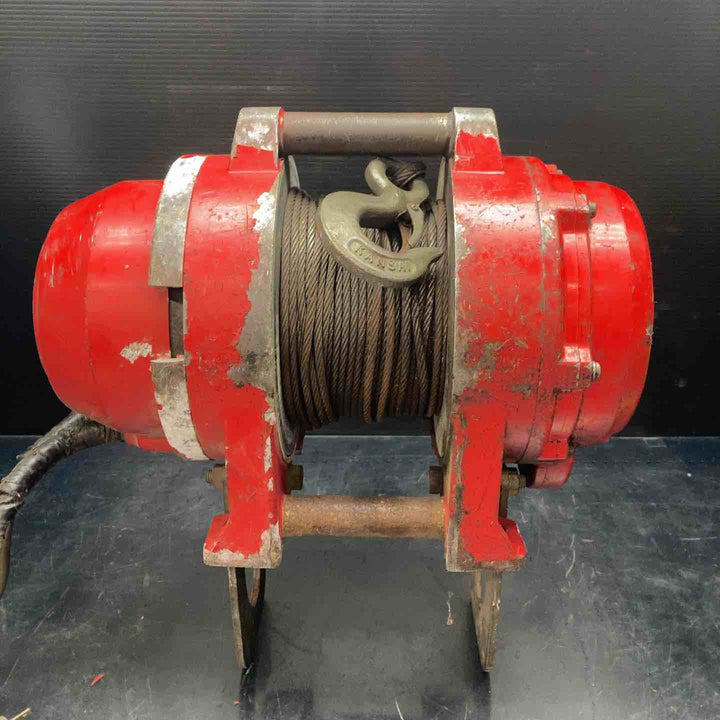 ◇新ダイワ(Shindaiwa) マイティウインチ150kg SW151R 定置型電動ウインチ【川越店】