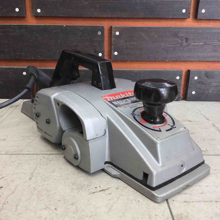 【現状品】 マキタ/makita 電気カンナ 1805N 【鴻巣店】