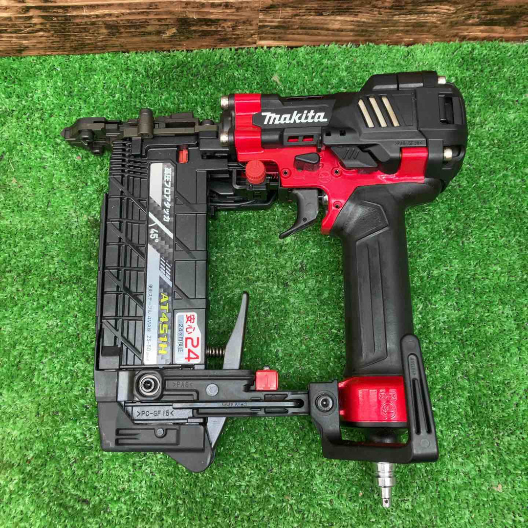 ★マキタ(makita) 高圧フロアタッカ AT451H【川越店】