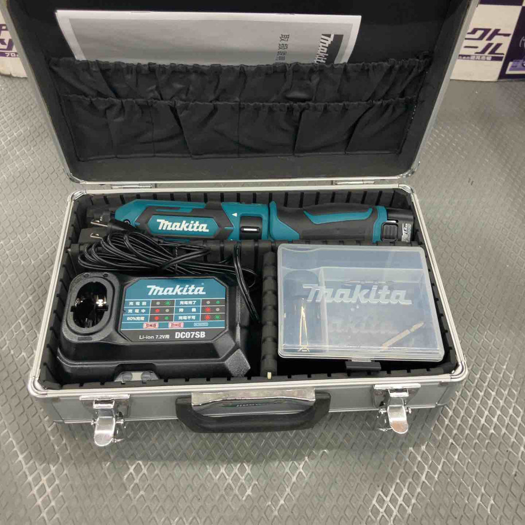 ★マキタ(makita) コードレスペンインパクトドライバー TD022DSHX【所沢店】