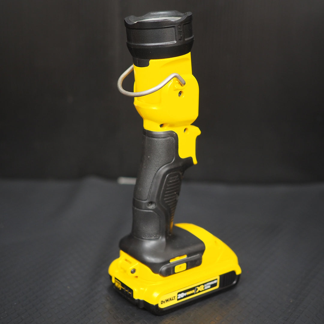 【中古品】DeWALT/デウォルト　フラッシュライト DCL040【鴻巣店】